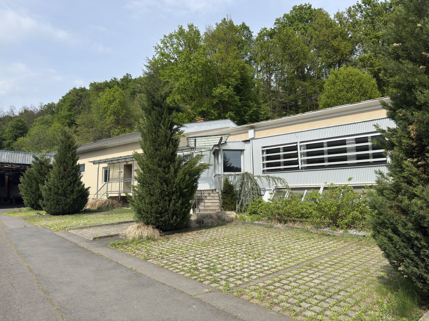 Büroflächen zu vermieten! - Südoststeiermark, von 14m² -184m² Büro - Ansicht 5
