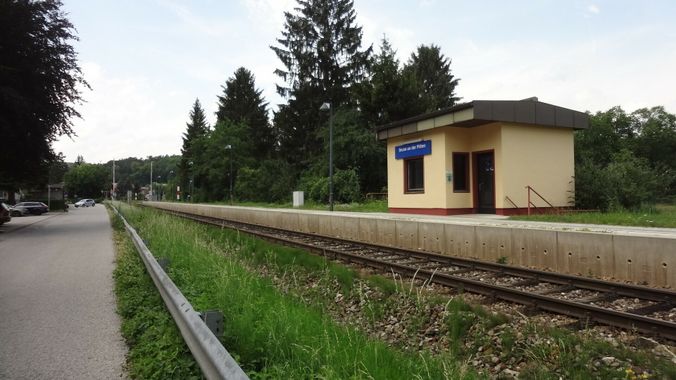 Bahnstation_Pitten