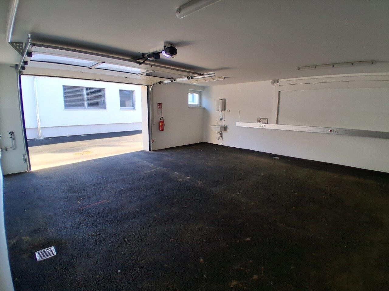 8200 Gleisdorf, Tieberhof 21: 2 Büros, 4 Lagerflächen und 2 Garagen - Gesamtfläche ca. 249m² - Ansicht 5