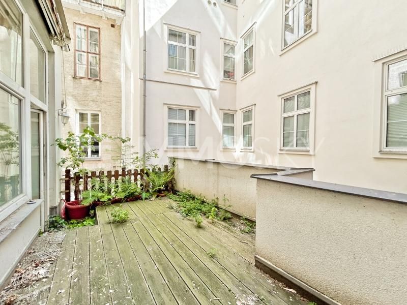 Terrassenglück trifft Altbaucharme   Vis-à-vis TU Wien!