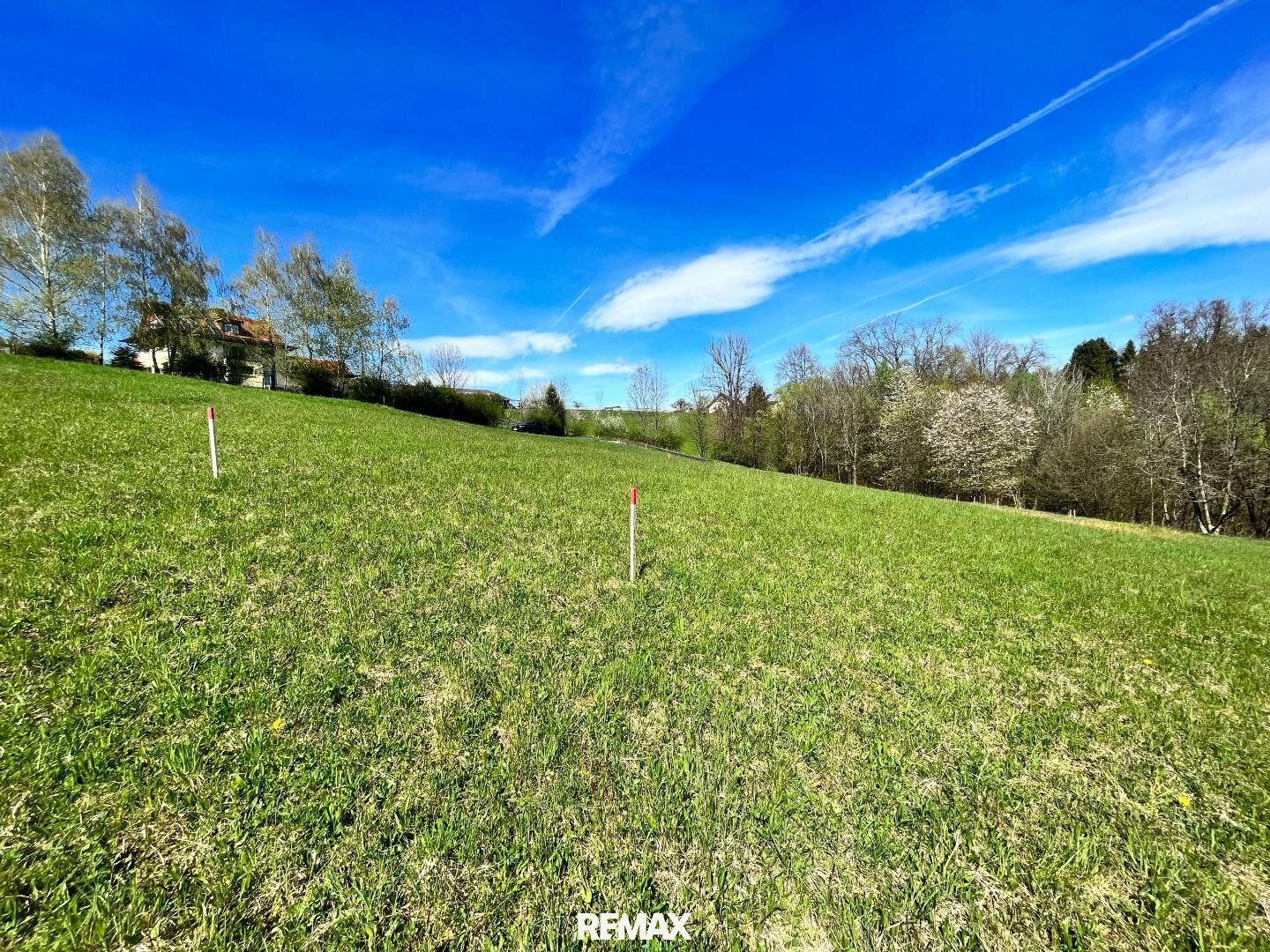 SOMMERAKTION: Baugenehmigung bereits erfolgt, 1.352 m² sonniges Grundstück! - Ansicht 5