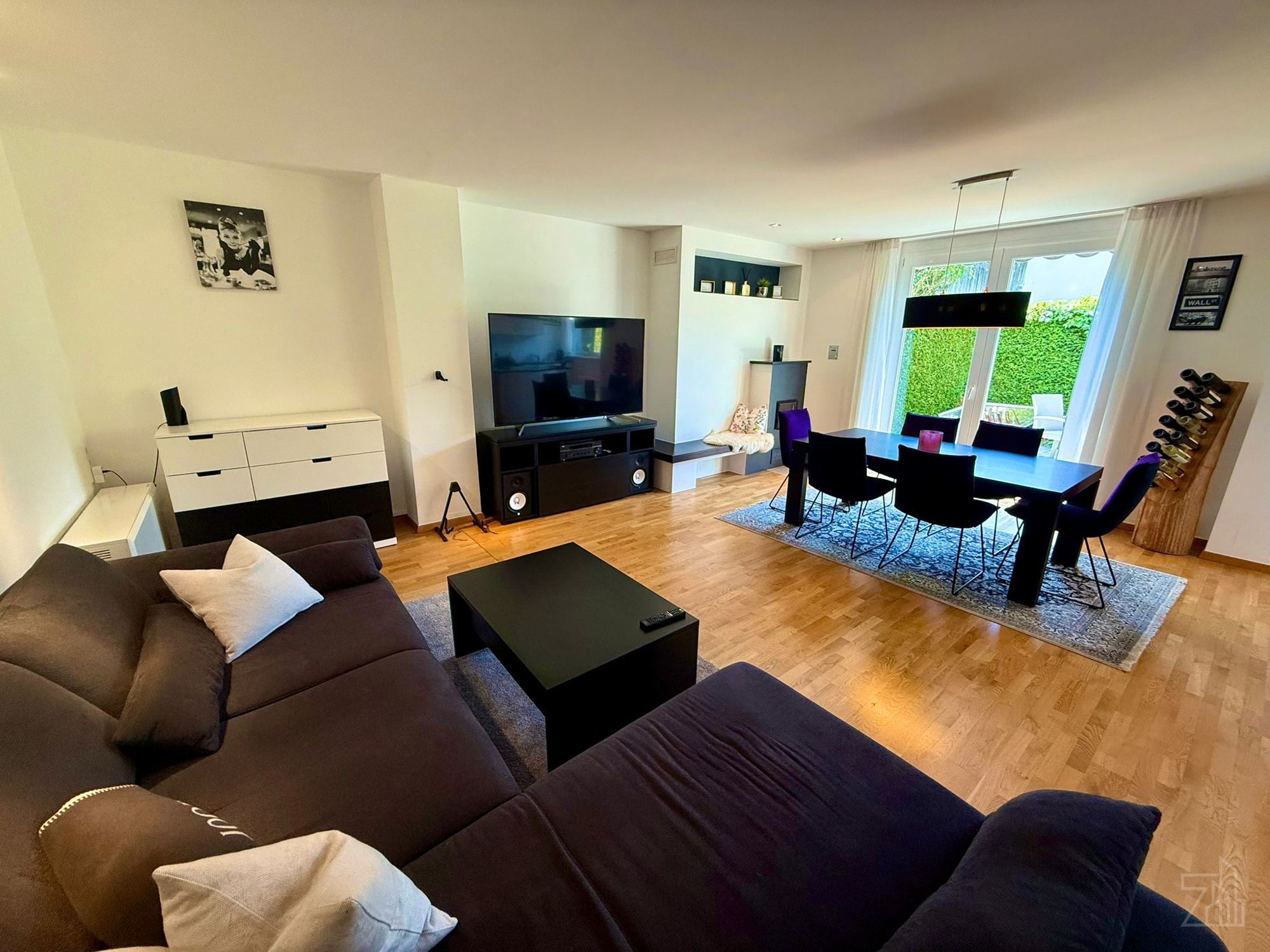 Gartenwohnung mit Designküche & Kamin - möbliert, ab 15.09. frei!