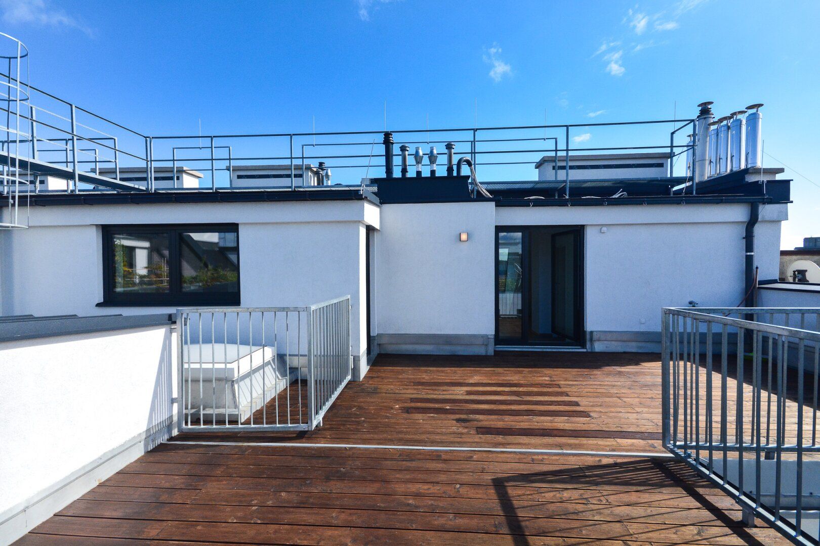 3 Zimmerwohnung Dachgeschoßwohnung mit großzügiger 38 m² Terrasse