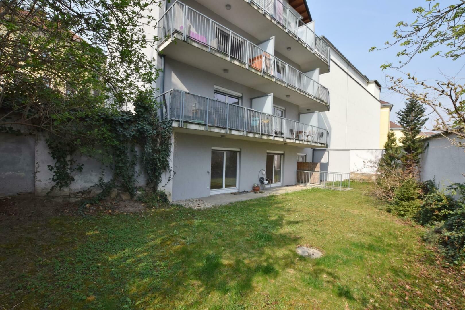 Charmante Kleinwohnung mit Terrasse und Garten