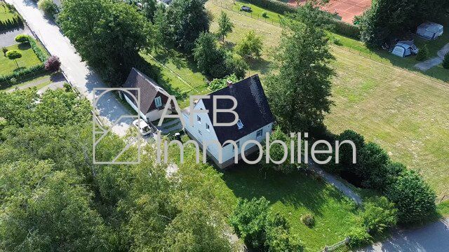 Charmantes Einfamilienhaus in Burgau - Sanierungsbedürftig