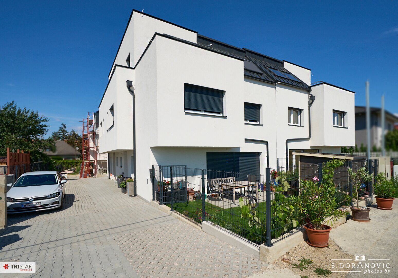 NEU! ++ 2 EINFAMILIENHÄUSER ++ 4 DOPPELHAUSHÄLFTEN ++ SCHLÜSSELFERTIG ++ BAUJAHR 2025 ++ 1220 WIEN ++