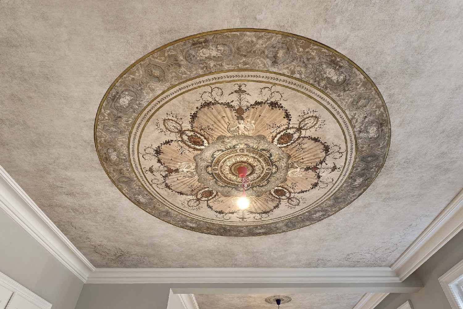 Elegantes Altbaujuwel mit Charme und Prestige (Nähe U4 PILGRAMGASSE)