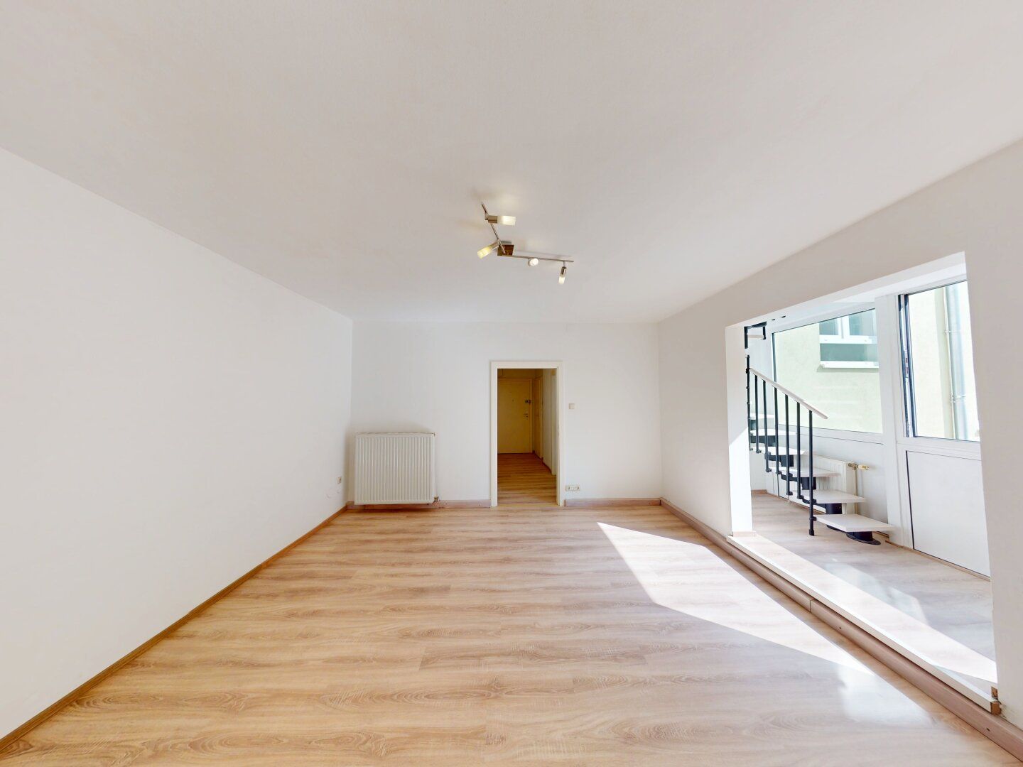 Großzügige 118 m² Maisonette | € 3.800/m² | 5,5 Zimmer | 2 Loggien | Sonnige Ruhelage | PROVISIONSFREI