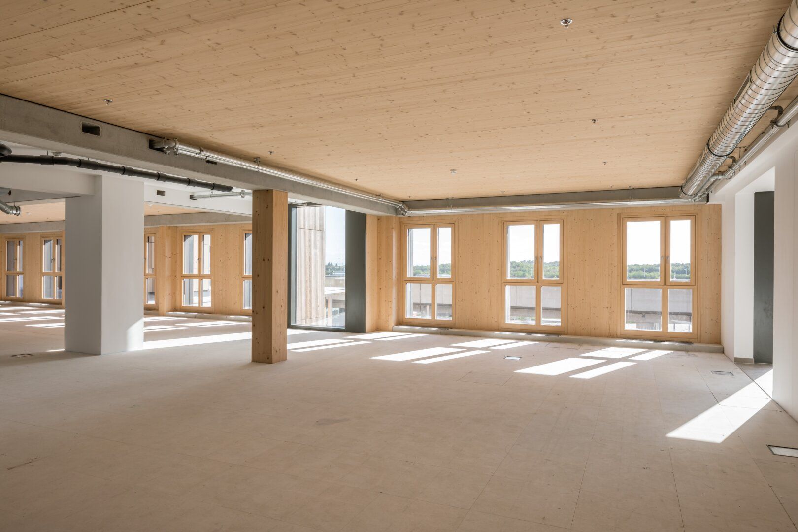 Büro/Praxis/Geschäftsflächen ab 160 m² mit Seeblick direkt an der U2 individuell gestaltbar! Ab sofort verfügbar! - Ansicht 4