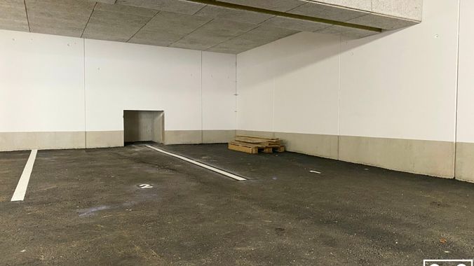 Tiefgaragenstellplätze