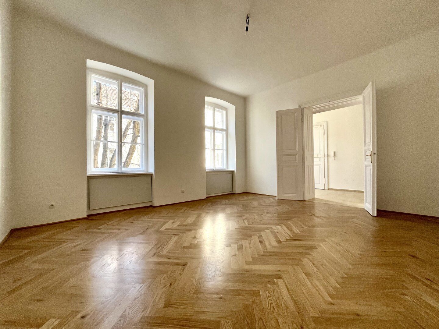 Unbefristete, helle 80,16 m² Hauptmietwohnung in Stilaltbau im Servitenviertel !