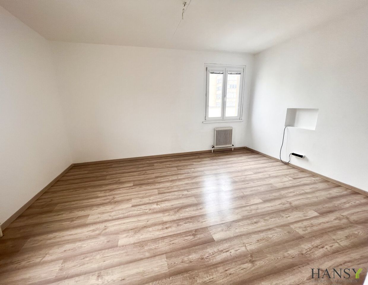 Schöne 4-Zimmer Neubauwohnung im 4.ten Liftstock! Bis zu 4 Schlafzimmer wären möglich!