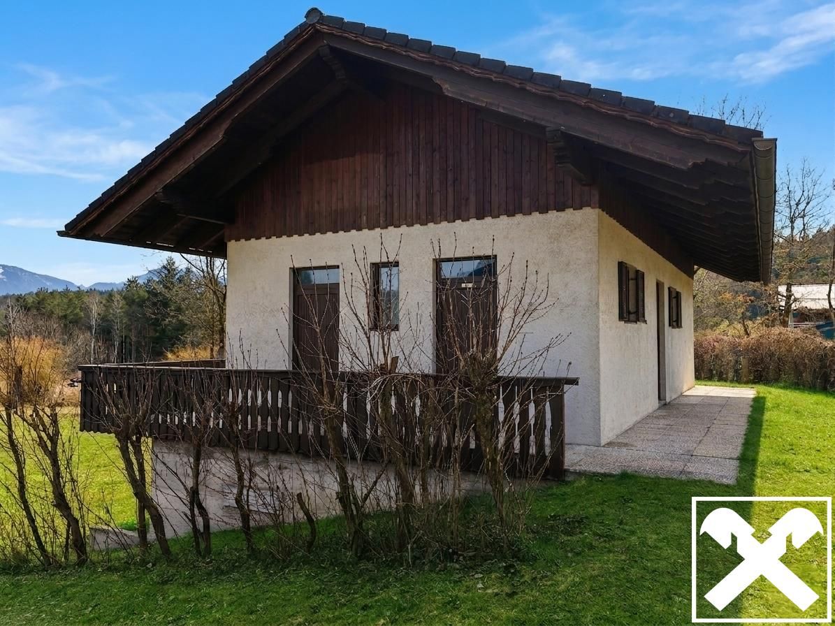 Traumhaftes Seegrundstück mit Badehaus am Turnersee - Mehr
