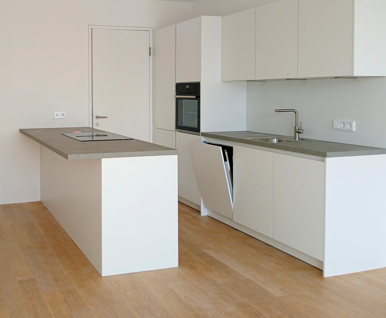 TOP 3b - Großzügige 2 Zimmerwohnung - Loggia + Balkon - NEUBAU - ERSTBEZUG - provisionsfrei