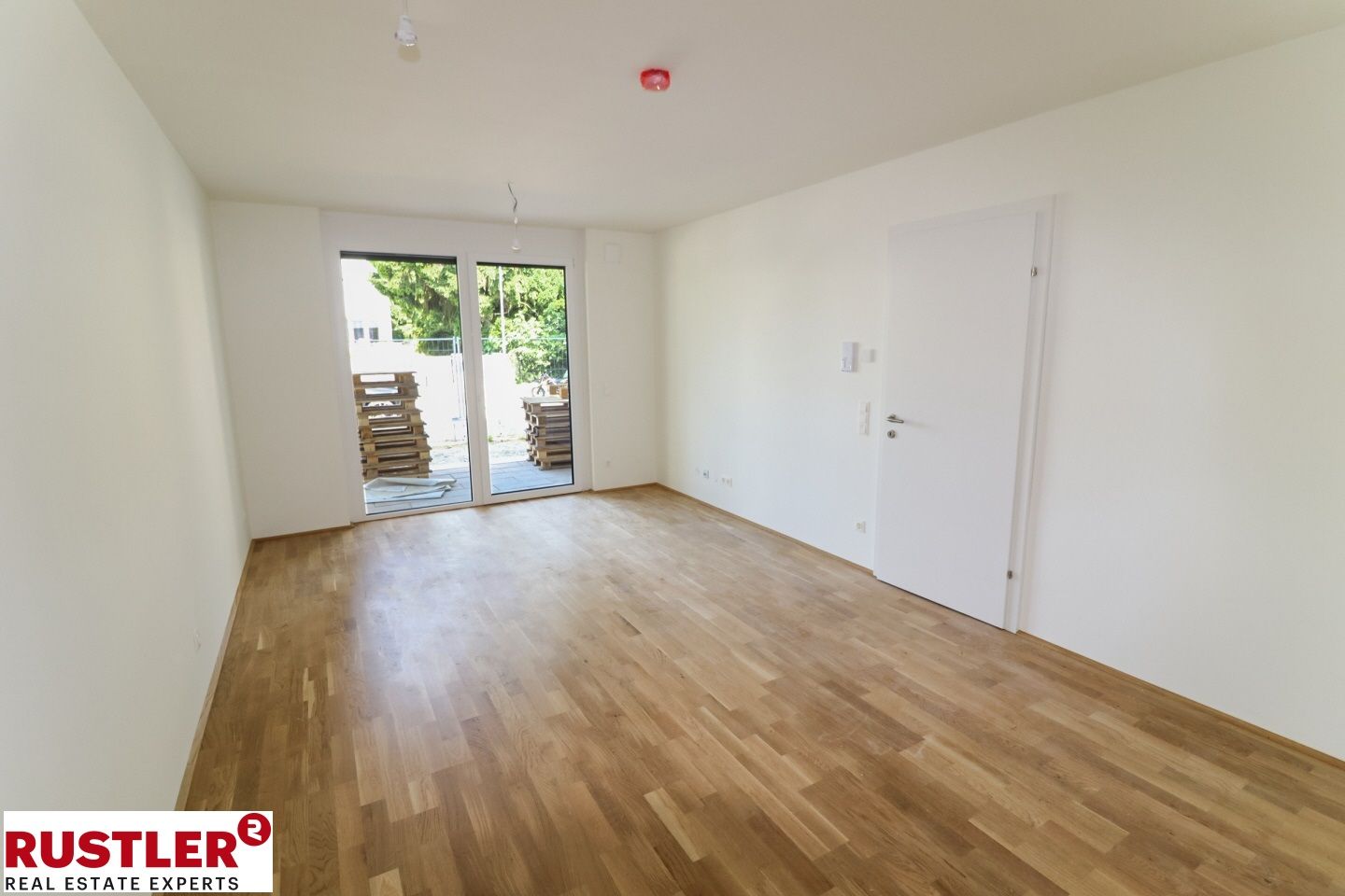 Gartenwohnung mit Stil - Ihr Rückzugsort im Grünen