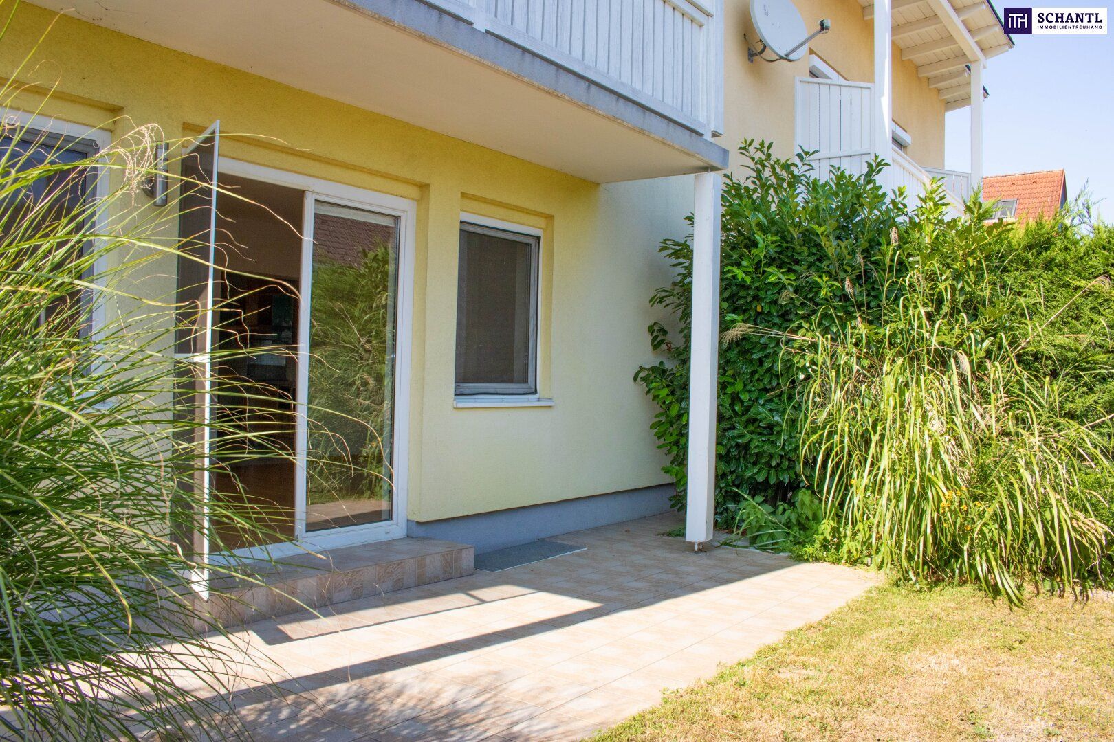 Tolle Gelegenheit! Ihr neues Zuhause wartet auf Sie: Stilvolle Doppelhaushälfte mit Gartenidylle!
