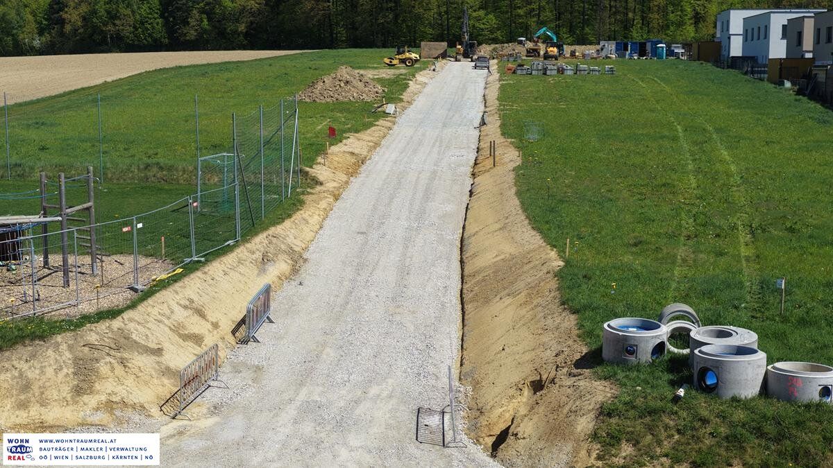 Baugrundstücke mit Aussicht in Katsdorf - Erschließung fertig. Nur noch 4 verfügbar! - Ansicht 3