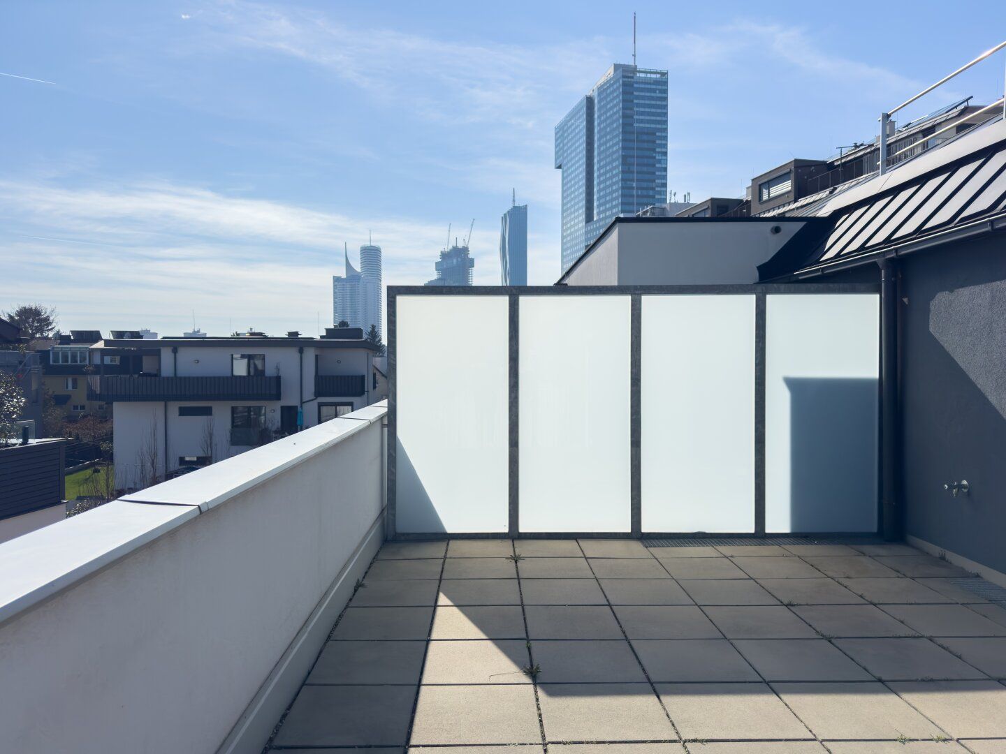 BESTLAGE WAGRAMER STRASSE - 3 Terrassen - Blick auf die Alte Donau