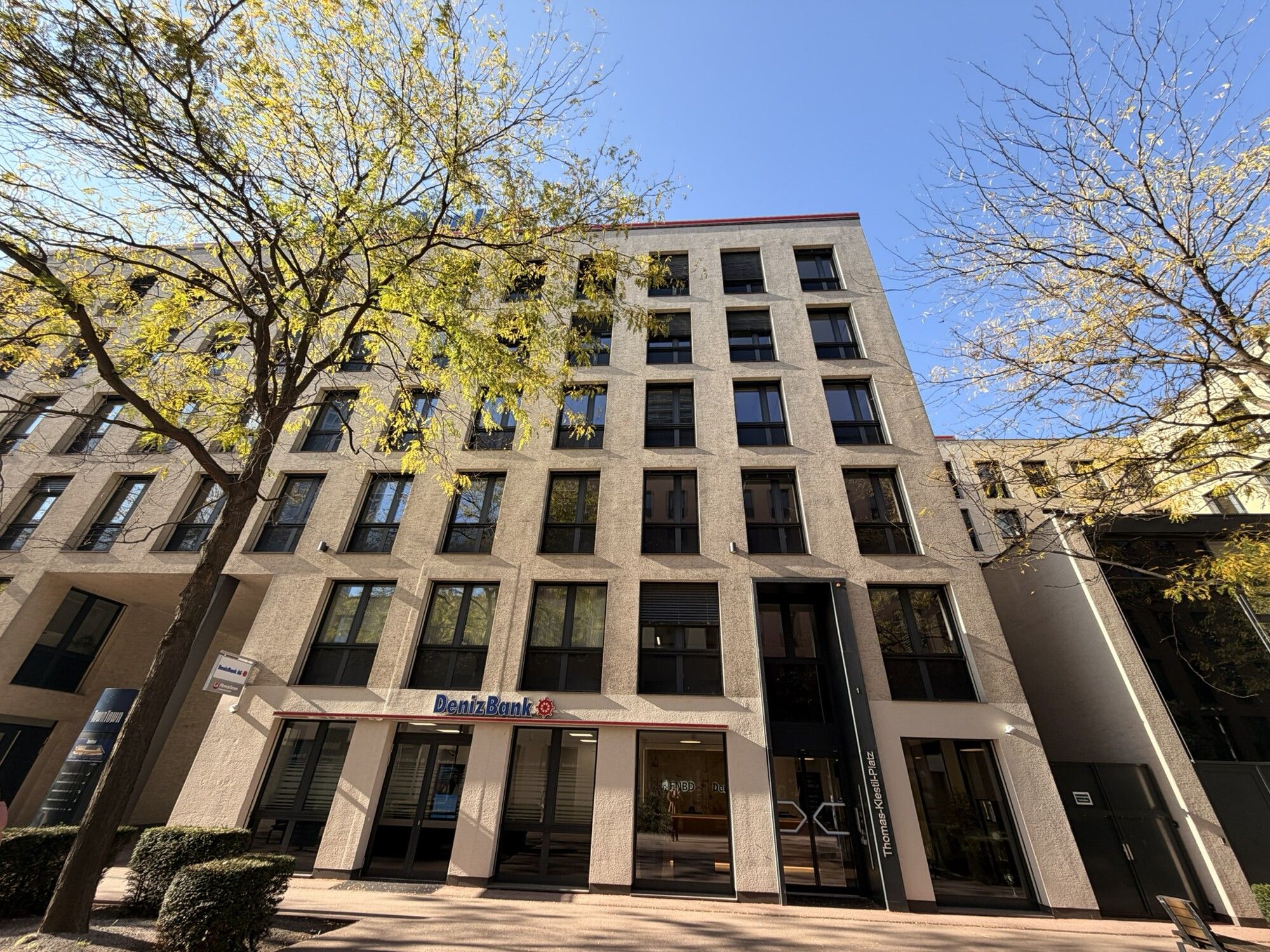 Effizientes 290 m² Büro im TownTown | klimatisiert | sofort verfügbar - Ansicht 3
