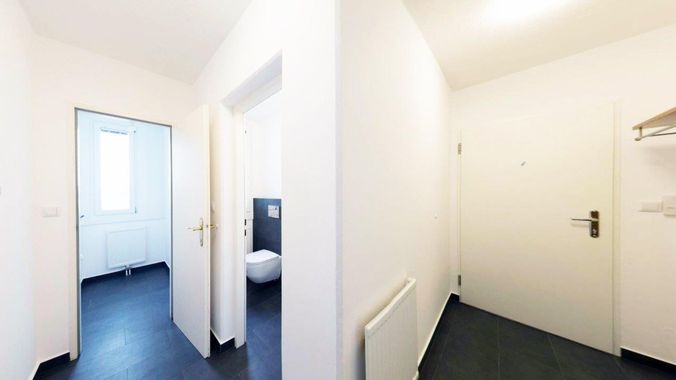 Waschraum/Abstellraum - WC - Vorzimmer