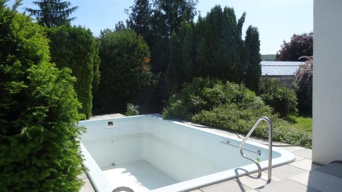 05 Pool