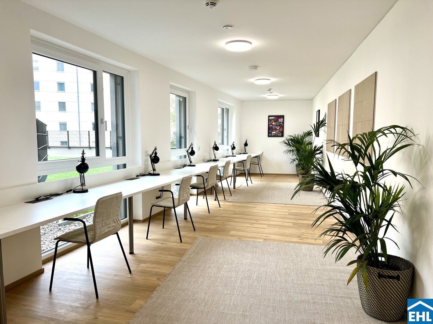 Erstbezug ++ 2 Zimmer Wohnung mit Küche ++ Yogaraum und Home Office Bereich ++ Ab 01. Juni 2025!