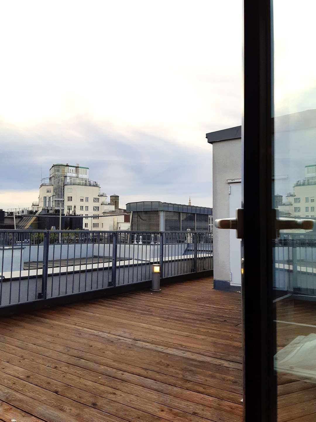 Top-Lage: Dachterrassen-Maisonette am Graben -VIDEO verfügbar!