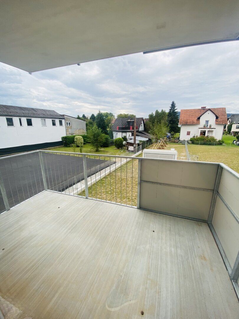 Herrliche Balkonwohnung in Straßgang mit Tiefgaragenparkplatz in ruhiger und zentraler Lage