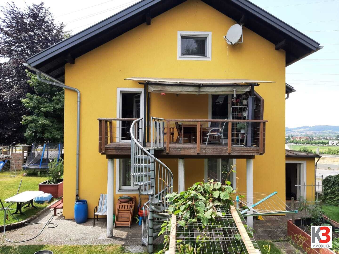 K3 - Zweifamilienhaus in Ranshofen: 8 Zimmer, Garten, Balkon - auch für Anleger geeignet!!