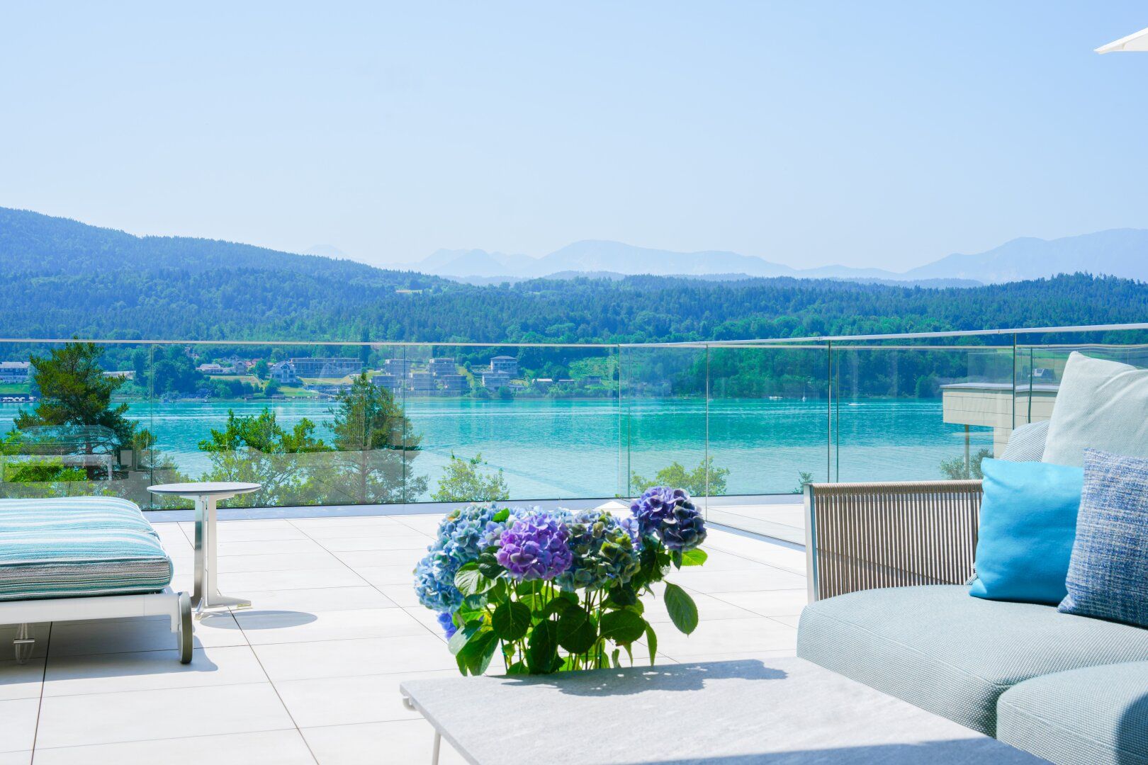 Die perfekte SEEWOHNUNG am NORDUFER mit gigantischer Seeblickterrasse - Seezugang - Outdoorpool - Fitness & Sauna - Bellevue Residenzen - Ansicht 4