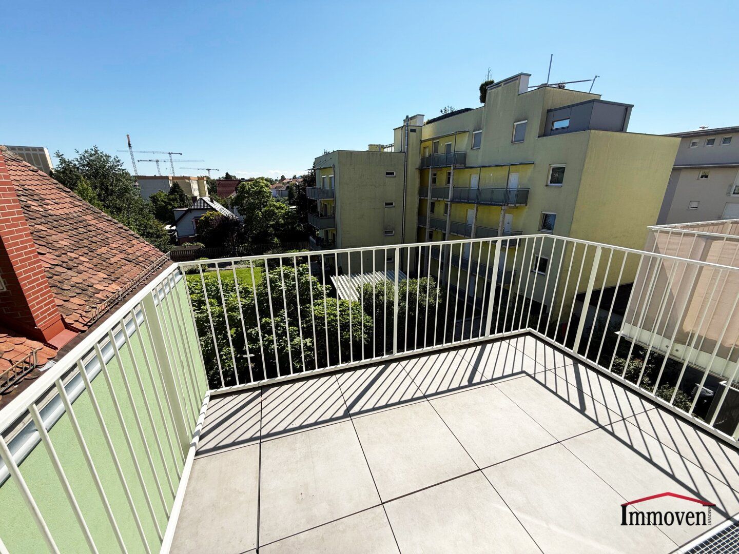 Moderne 4-Zimmermaisonette mit Balkon in zentraler Lage!