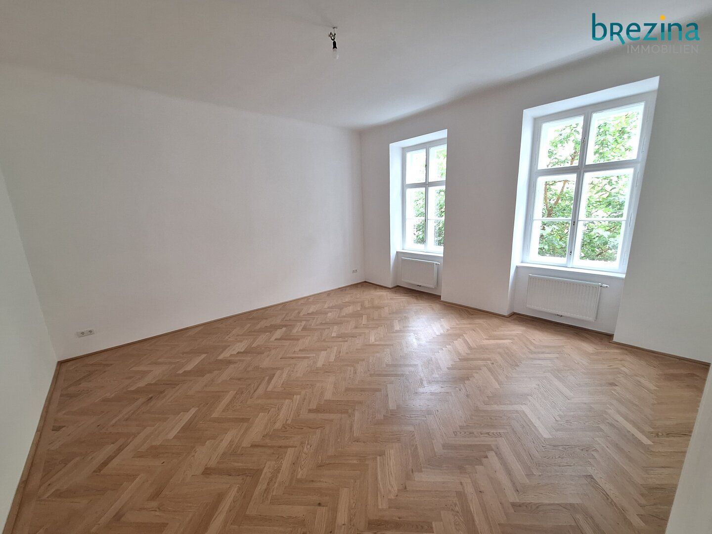 Tolle Familien- oder Paar/WG-Wohnung unbefristet in Altbau an der Nußdorferstrasse/Spitalgasse