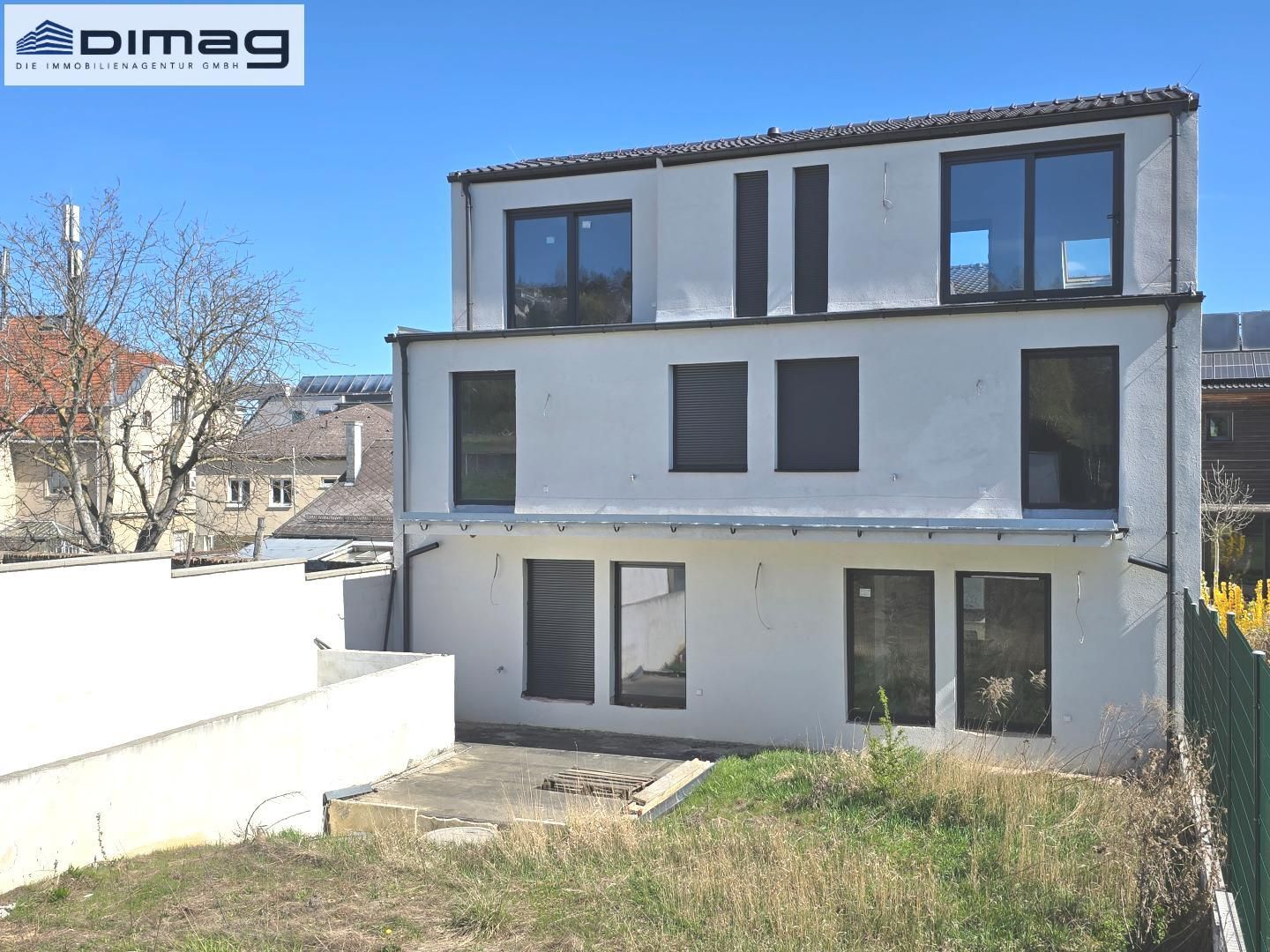 Moderner Neubau mit 6 sonnigen Wohnungen und großzügigen Freiflächen in Klosterneuburg - Ansicht 3