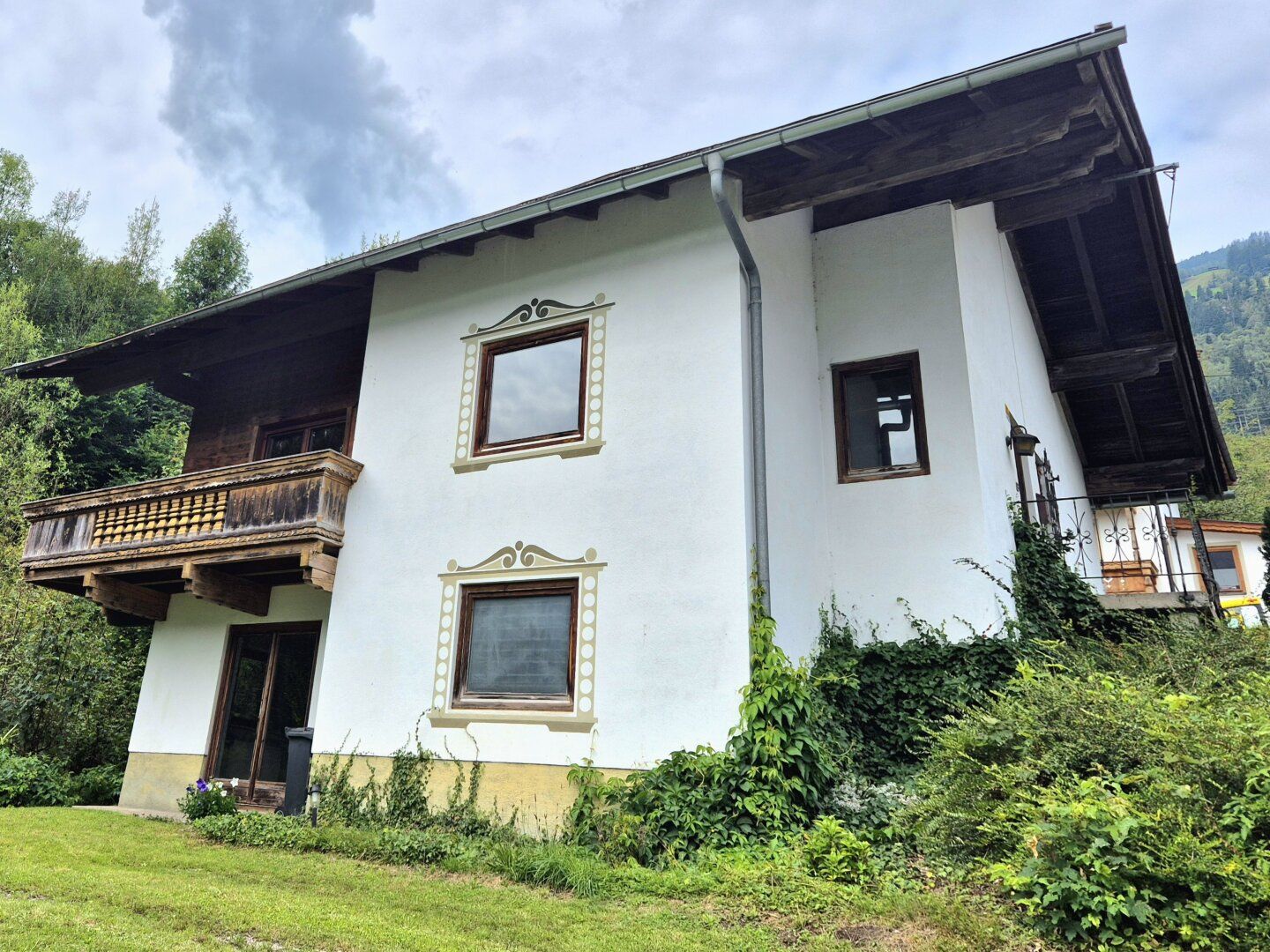 Exclusive Panoramalage- Sanierungsbedürftiges Haus mit Potential .