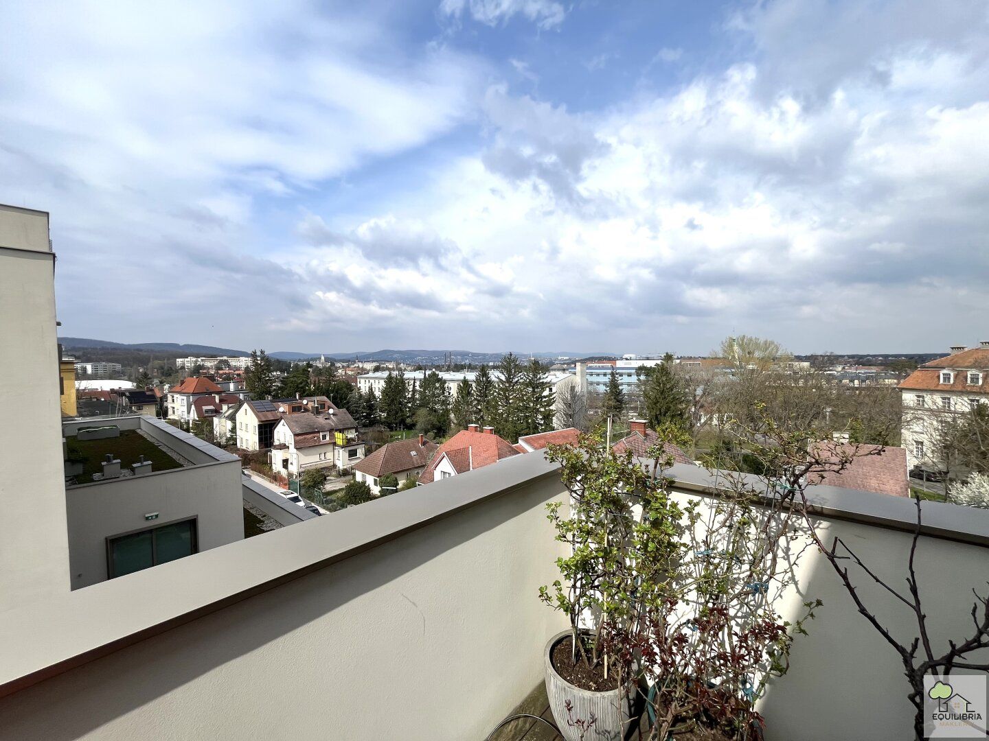 Am Rosenhügel- Neuwertige Etagenwohnung mit Balkon in 1230 Wien - Ihr neues Zuhause wartet!