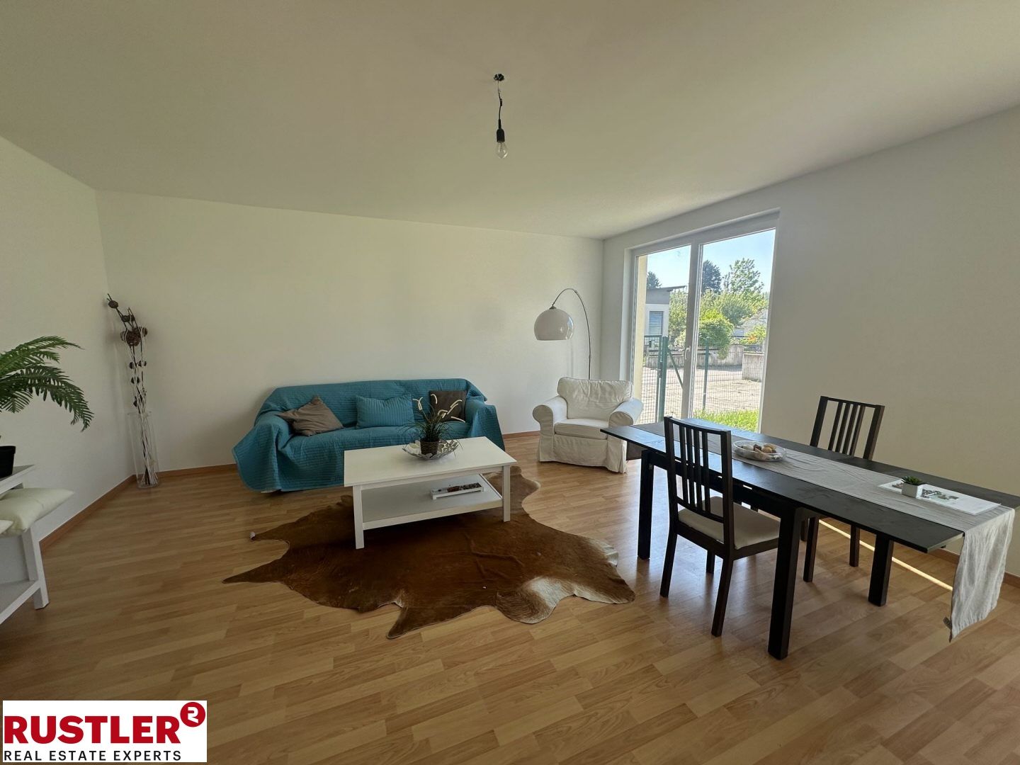 NEU!! Exklusive Reihenhäuser mit Naturblick und angrenzendem See