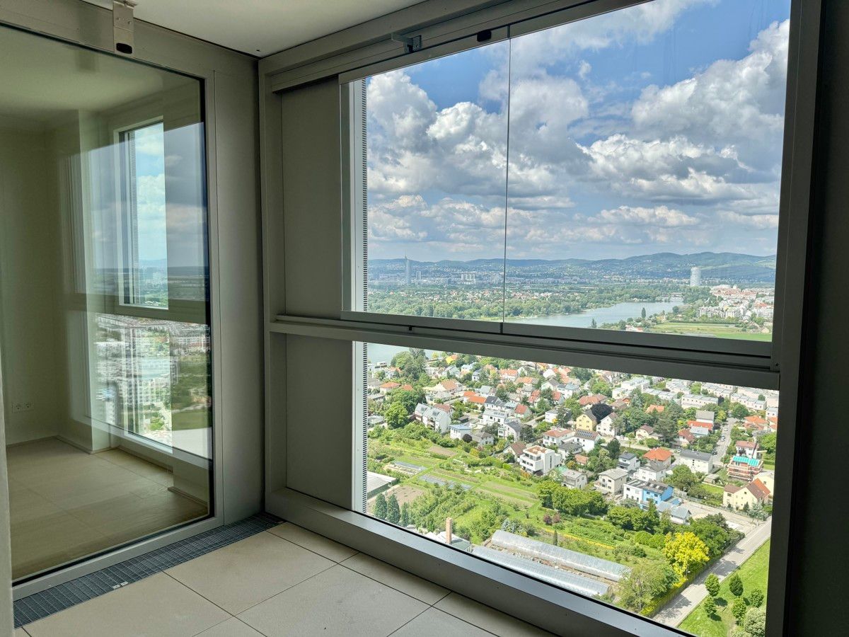 Stadtleben mit Weitblick: 3 Zimmer Hochhauswohnung zum Verlieben - Provisionsfrei - U1 und Donauzentrum vor der Türe!