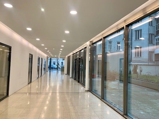 Exklusives Arbeiten an der Südachse Wiens - Hochmodernes Büro im Business Center Wieden - Ansicht 5