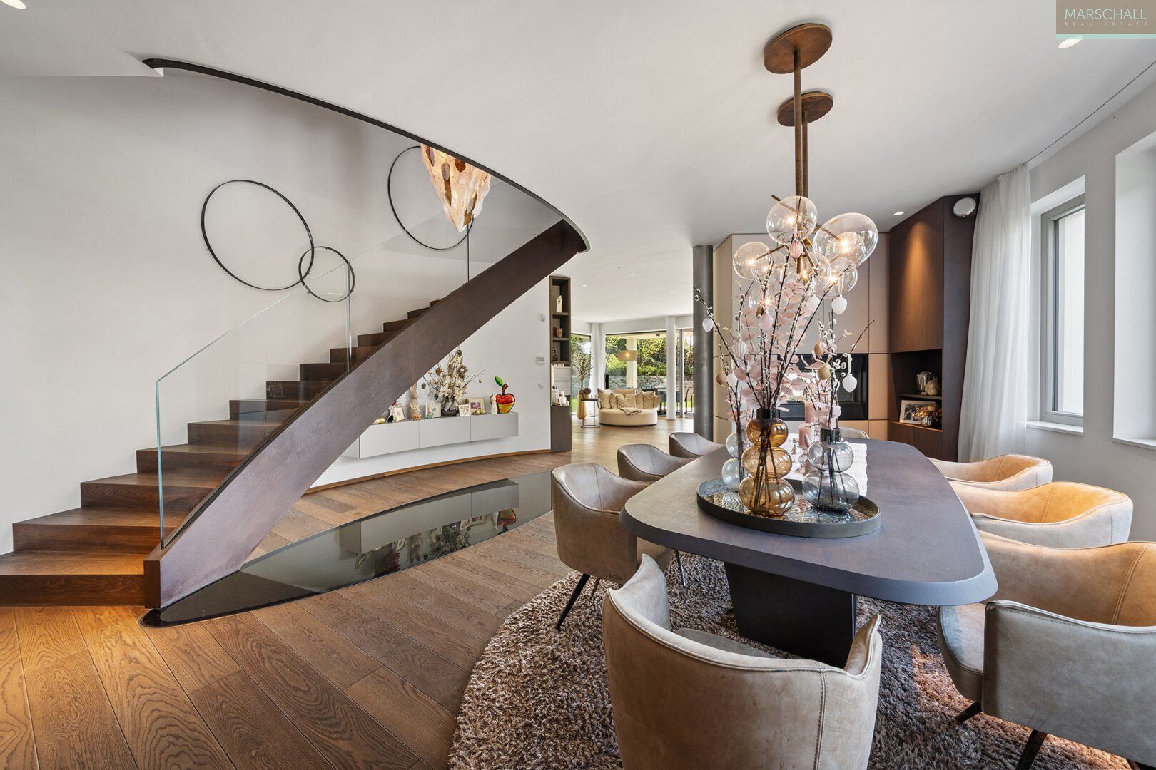 Designervilla mit Fernblick in Toplage