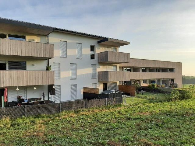 Moderne 2 Zimmerwohnung mit Loggia und TG Platz sucht neuen Mieter