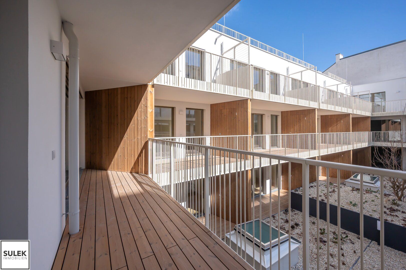 Projekt Apollogasse18 - einmaliger Grundriss: 2 Zimmer + Abstellraum + Schrankraum + Loggia ab sofort!