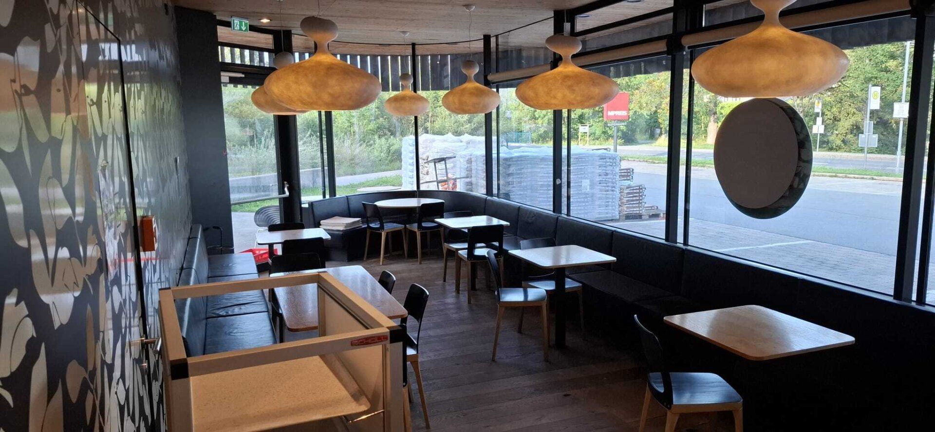 Freie Gastro-Shop Fläche direkt beim MPREIS in Ehrwald - Ansicht 3