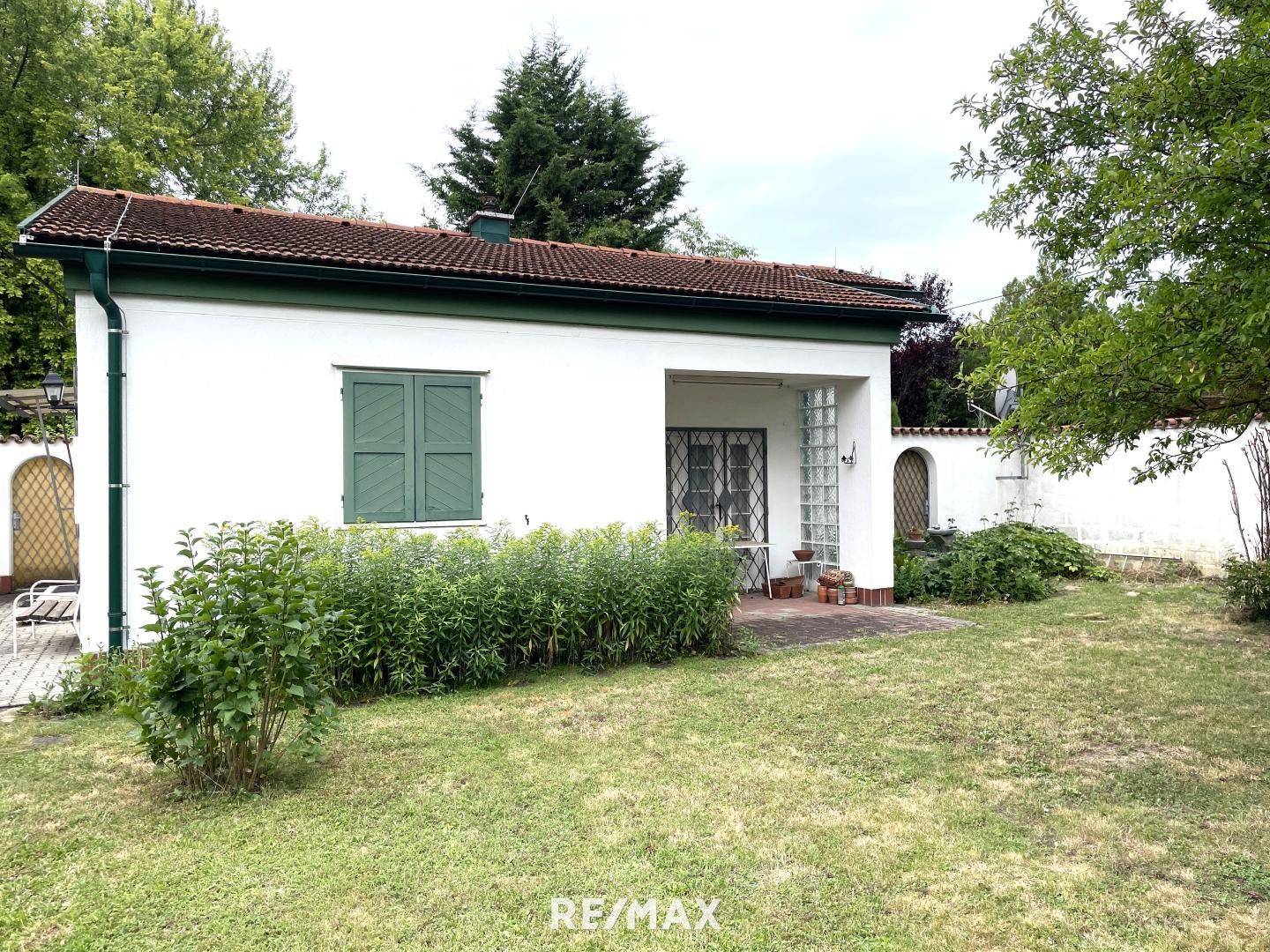 Kleiner Bungalow in guter Eßlinger Lage (1220 Wien)