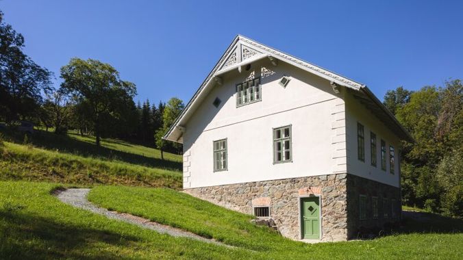 Zugang in den Keller