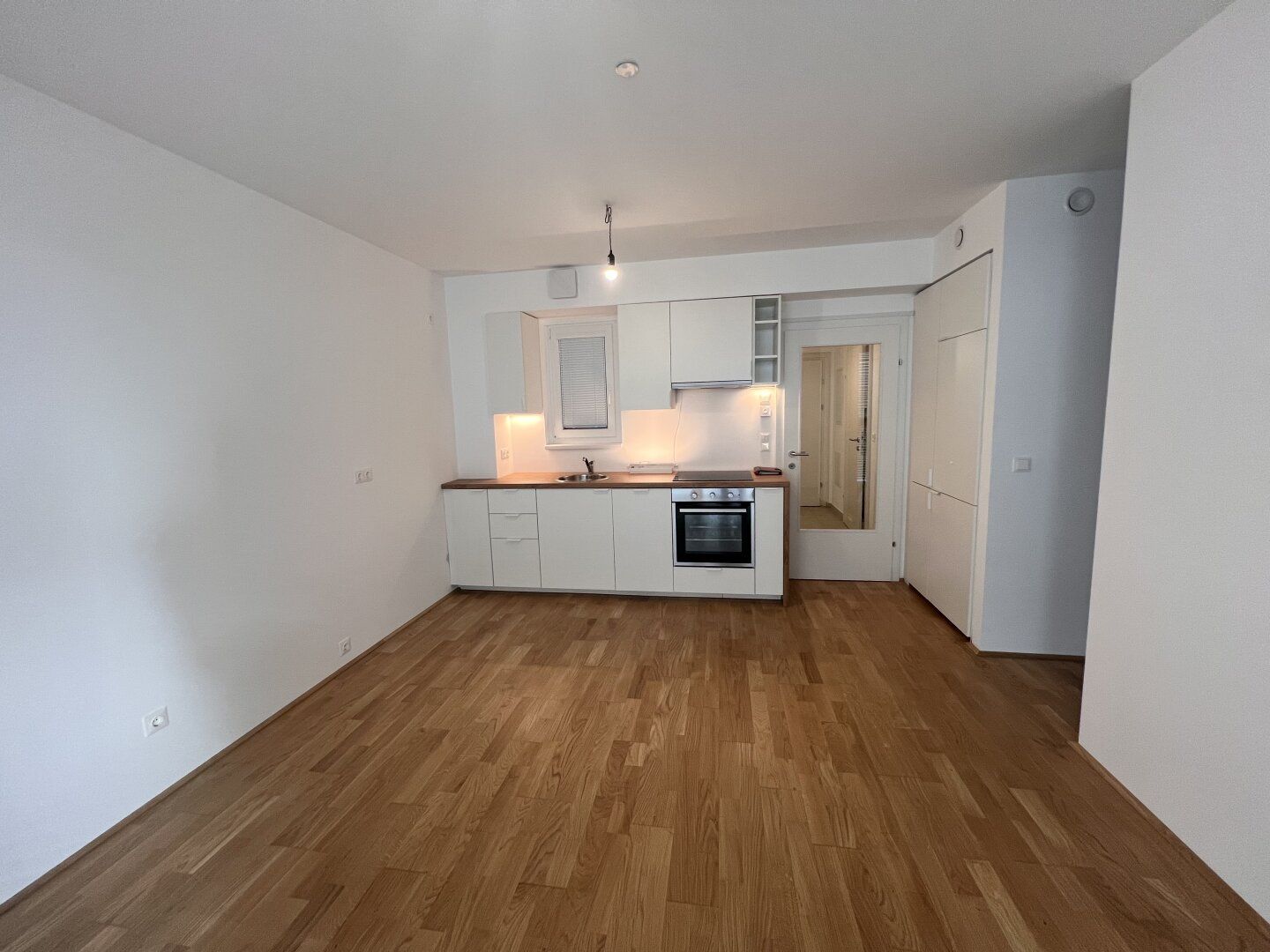 Charmante 2-Zimmer-Wohnung mit Balkon in zentraler Lage zu vermieten / Lend Graz