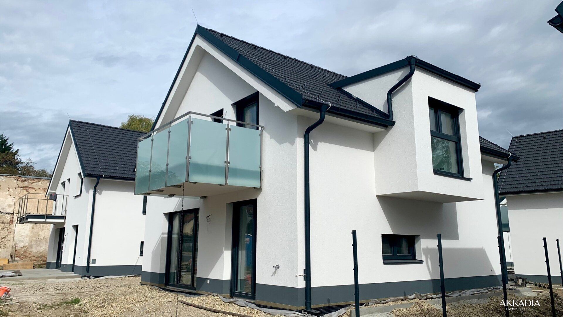 Einfamilienhaus mit 4 Zimmer I 2 Autoabstellplätze I Privates Waldstück zur Nutzung