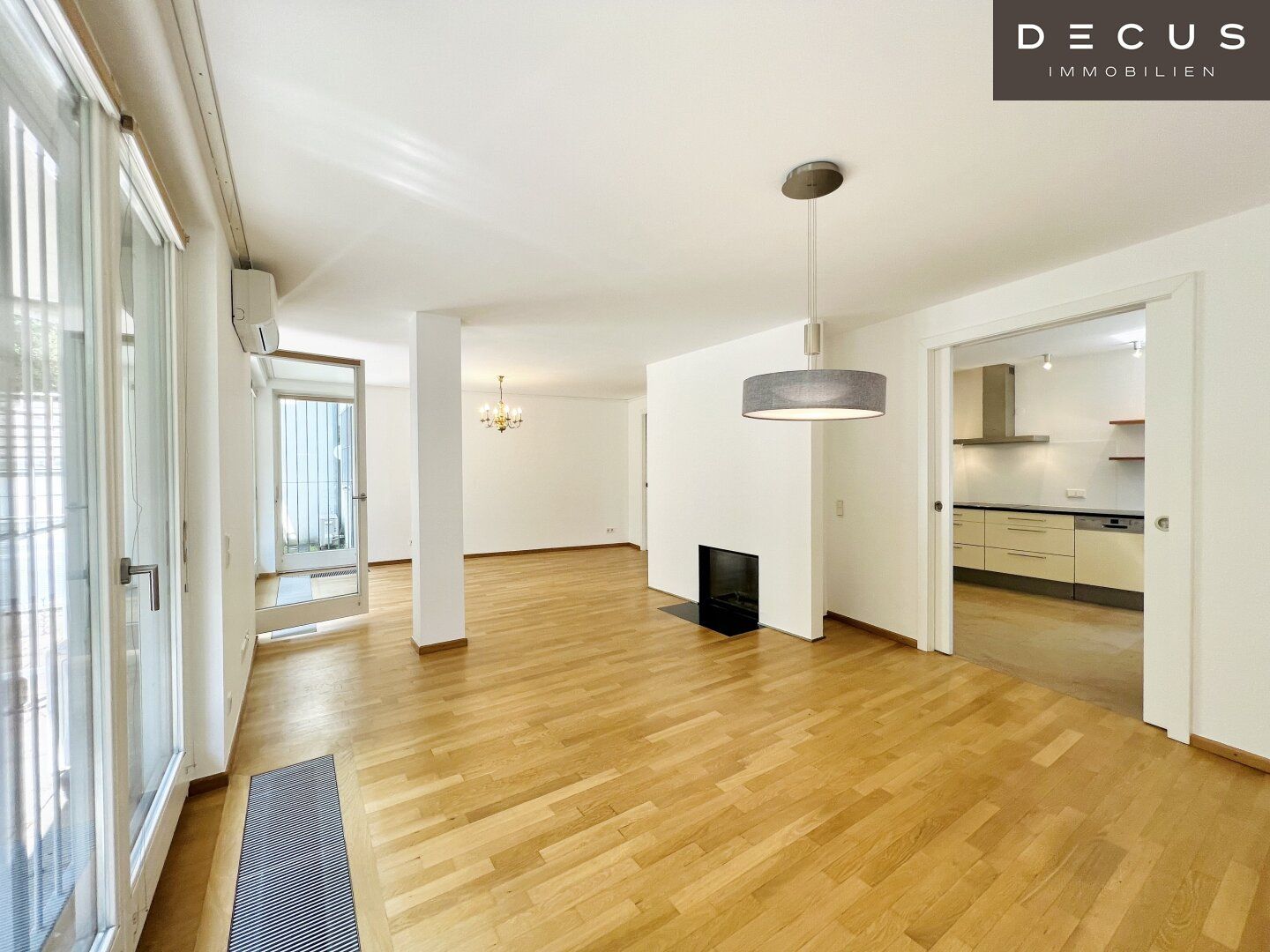 MODERNE GARTENWOHNUNG IN VILLENVIERTEL IM 18. | ZWEI EBENEN | MEHRERE TERRASSEN | GARTEN | GARAGE IM HAUS