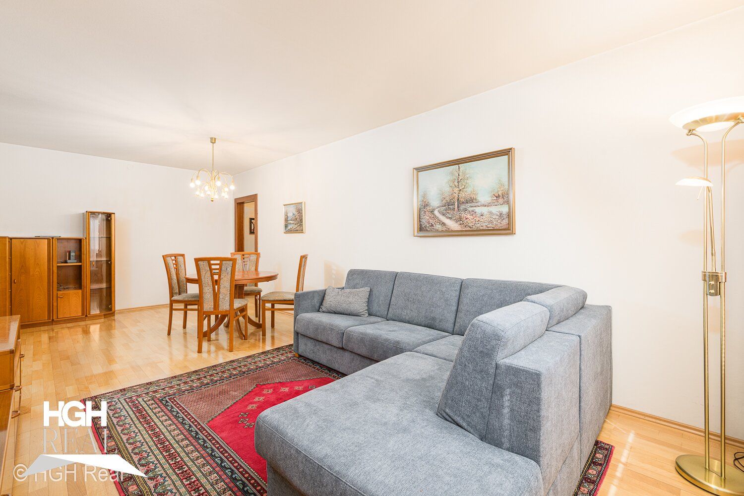 U3 Hütteldorfer Straße/Johnstraße: Top-geschnittene 3-Zimmer Wohnung mit verglaster Loggia im 1. Liftstock