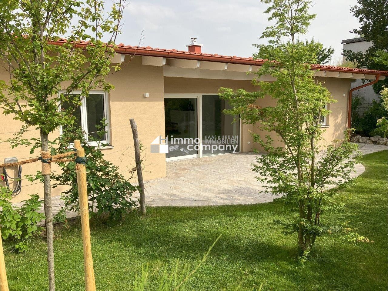 Traumhaftes Erstbezug-Bungalow mit Seeblick in Breitenbrunn - Ihr neues Zuhause!