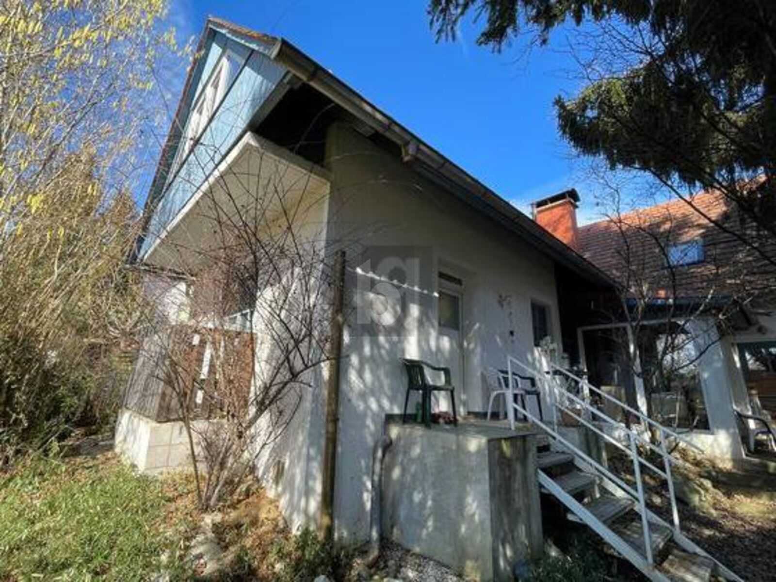 CHARMANTES LANDHAUS WOHNTRAUM MIT ROMANTISCHEM FLAIR - Pohľad 3